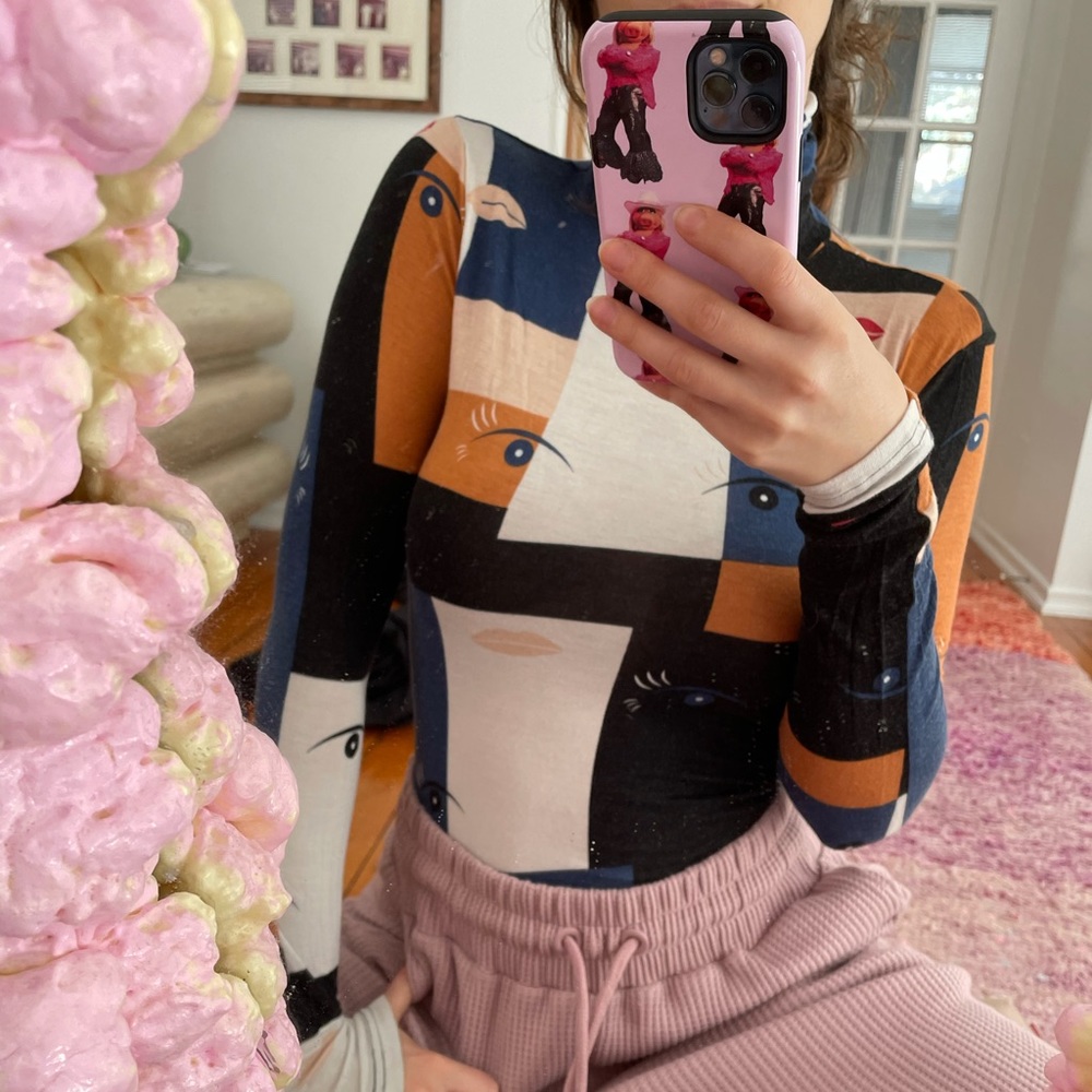 Long sleeve colorblock top